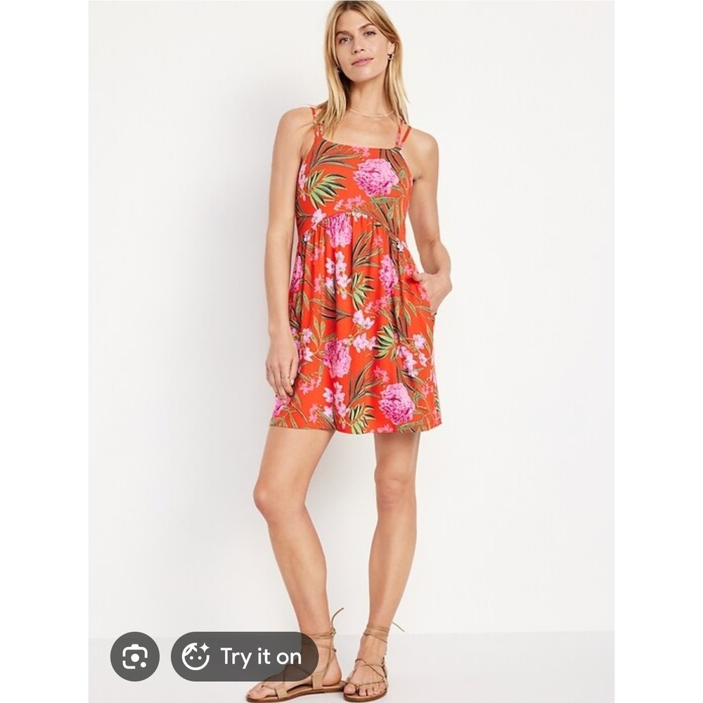 NWOT Old Navy Tropical Floral Strappy Cami Dress Women's Size Medium Hawaiian